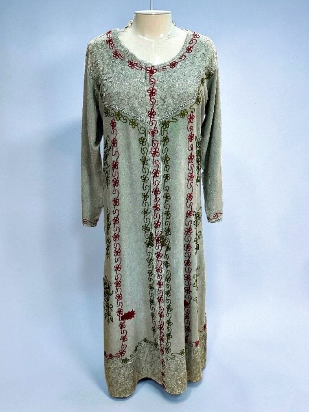 Anandas Collection XXL Rayon Maxi Dress Embroidered Floral Sage Tie Back BOHO